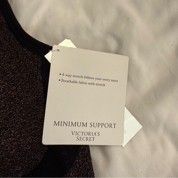 NWT Victoria’s Secret Seamless High-neck Shimmer Sports Bra - Picture 4 of 8